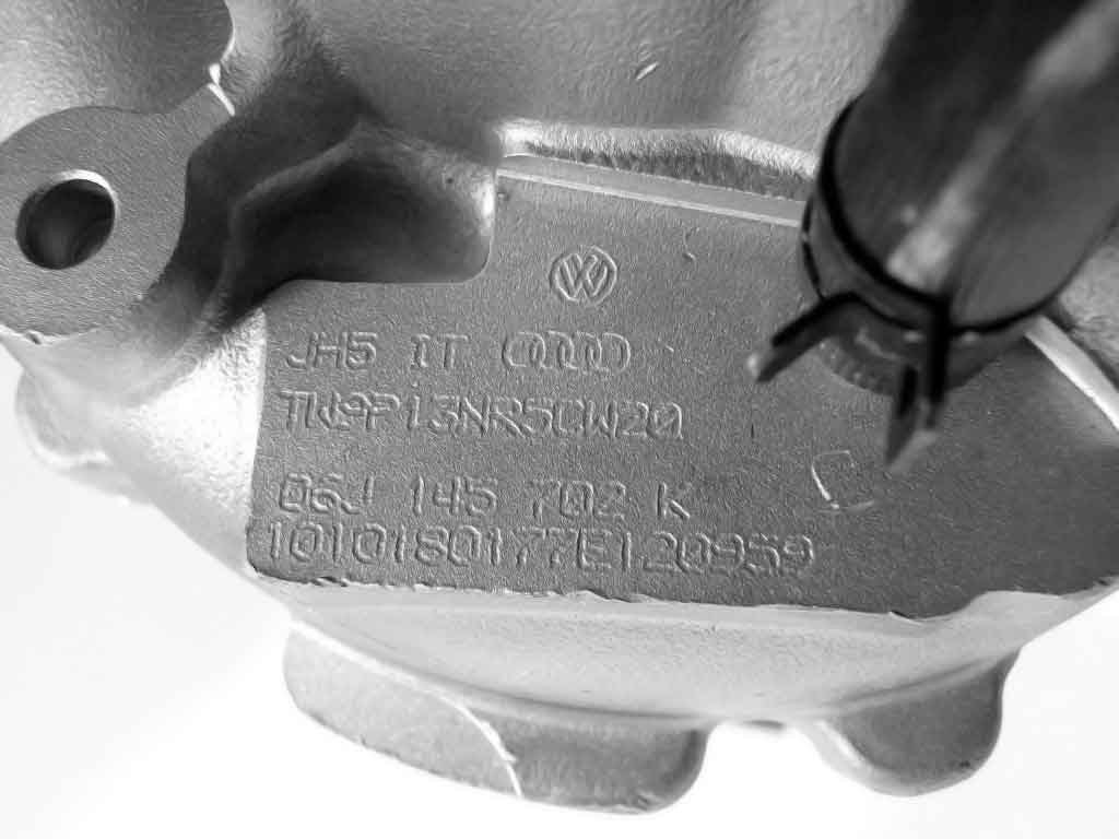 Turbo 06J145702K-R